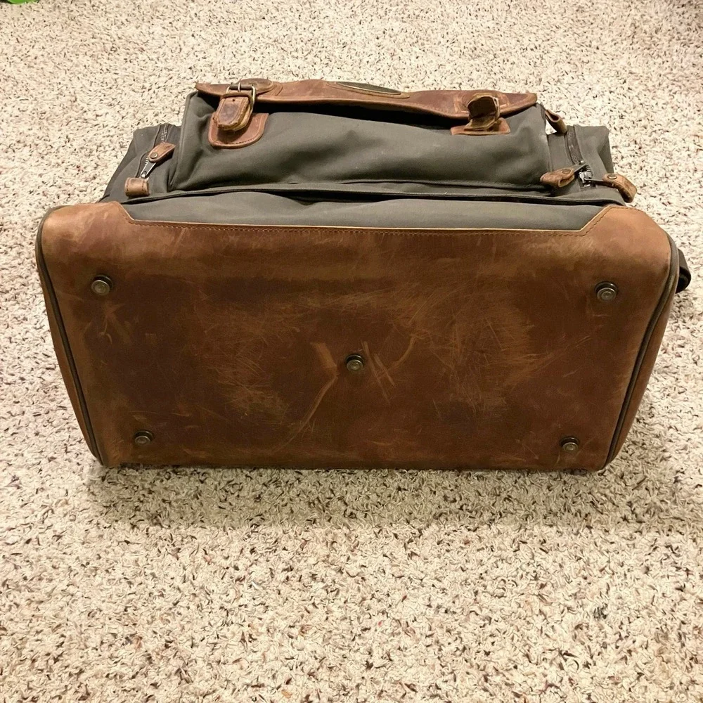 VTG Bob Timberlake Green Canvas Brown Leather Duffel Bag 22